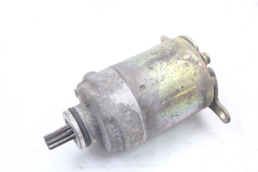 photo de MOTOR DE ARRANQUE PEUGEOT BELVILLE 125 (2017 - 2021) - Primer plano técnico