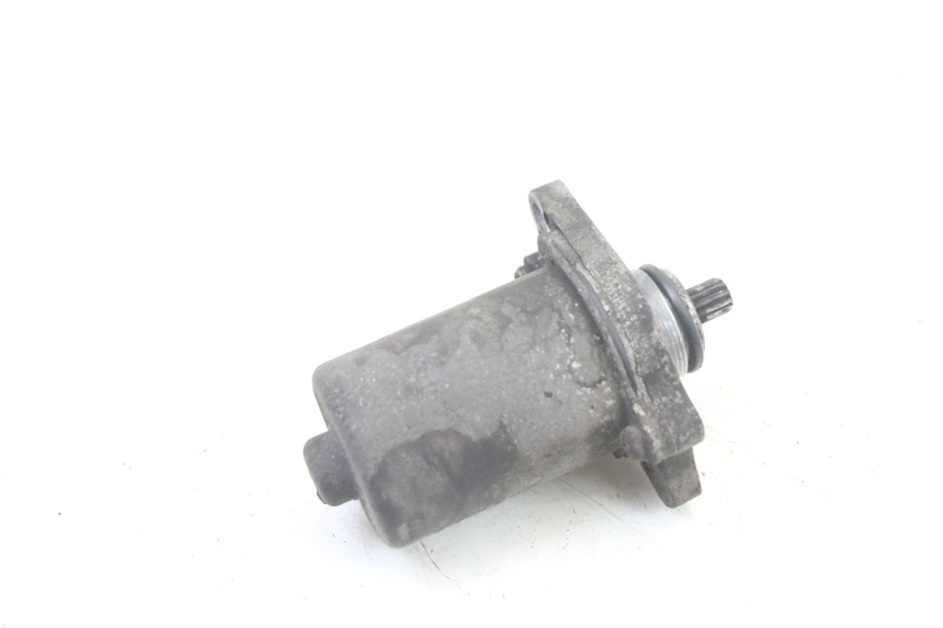 photo de ARRANQUE PEUGEOT ELYSTAR 50 (2002 - 2014) - Primer plano técnico