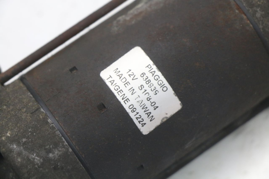 photo de MOTOR DE ARRANQUE PIAGGIO MP3 LT 400 (2007 - 2012) - Primer plano técnico