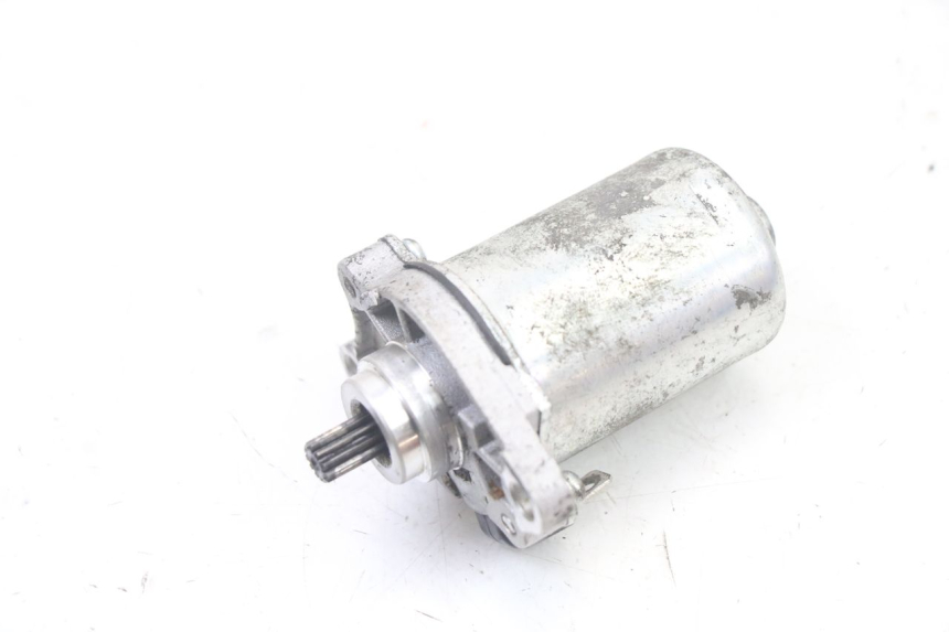 photo de MOTOR DE ARRANQUE PIAGGIO VESPA S 2T 50 (2007 - 2014) - Zoom estado de uso