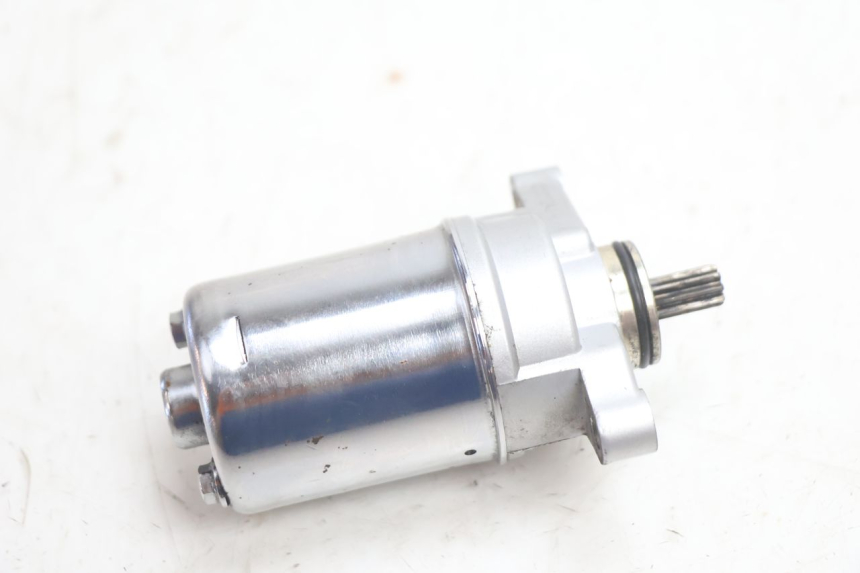 photo de MOTOR DE ARRANQUE RIDE RACE GT 2T 50 (2012 - 2017) - Primer plano técnico