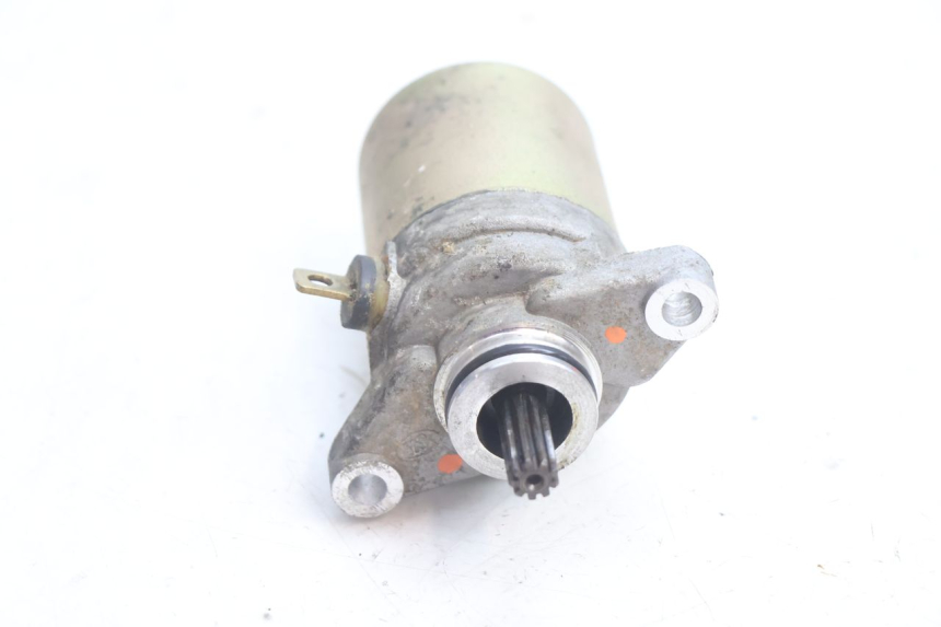 photo de ARRANQUE TNT MOTOR ROMA 10' 2T 50 (2011 - 2018) - Primer plano técnico