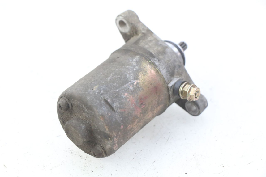 photo de MOTOR DE ARRANQUE TNT MOTOR ROMA 10' 4T 50 (2019 - 2022) - Zoom estado de uso