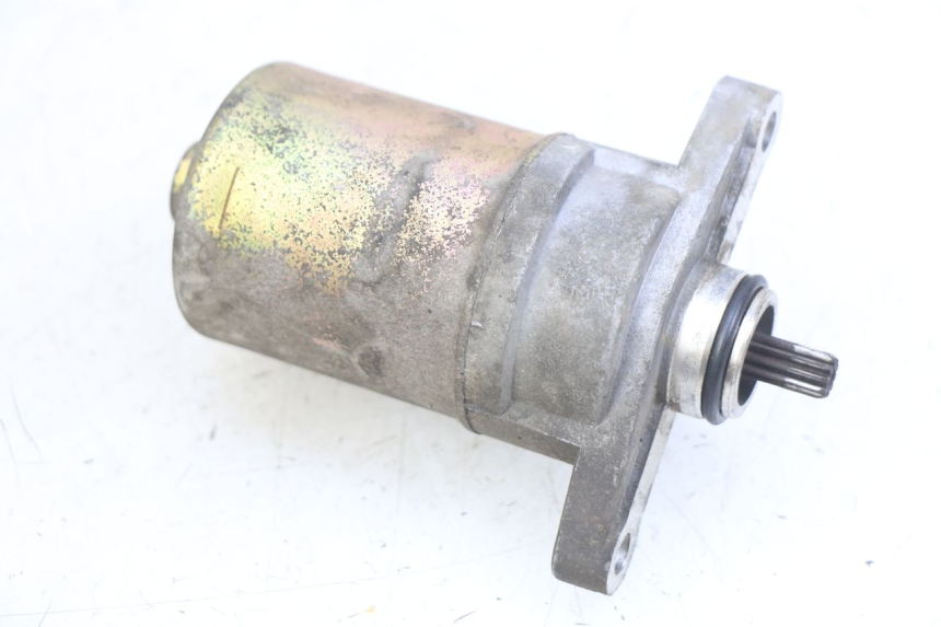 photo de MOTOR DE ARRANQUE TNT MOTOR ROMA 10' 4T 50 (2019 - 2022) - Zoom estado de uso