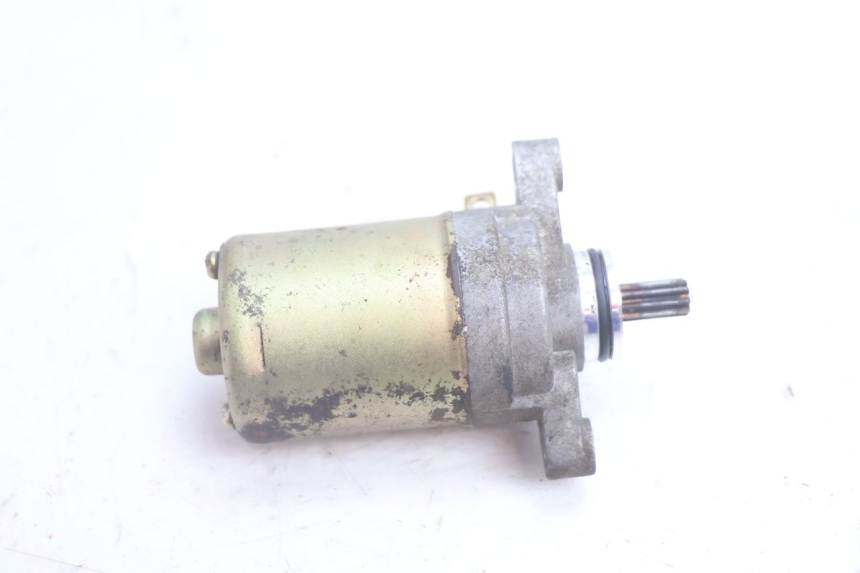 photo de ARRANQUE TNT MOTOR ROMA 12' 2T 50 (2007 - 2018) - Primer plano técnico