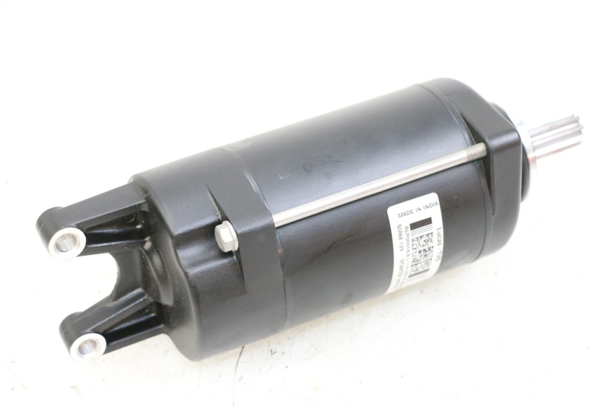 photo de ARRANQUE ROYAL ENFIELD CONTINENTAL GT 650 (2019 - 2024) - Primer plano técnico