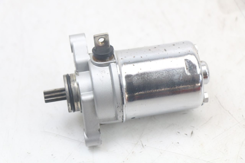 photo de MOTOR DE ARRANQUE KEEWAY RY6 2T 50 (2011 - 2019) - Vista principal