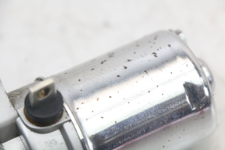 photo de MOTOR DE ARRANQUE KEEWAY RY6 2T 50 (2011 - 2019) - Zoom estado de uso