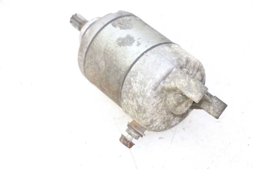 photo de MOTOR DE ARRANQUE PEUGEOT SATELIS 125 (2006 - 2009) - Primer plano técnico