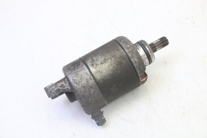 photo de ARRANQUE PEUGEOT SATELIS 125 (2013 - 2018) - Primer plano técnico