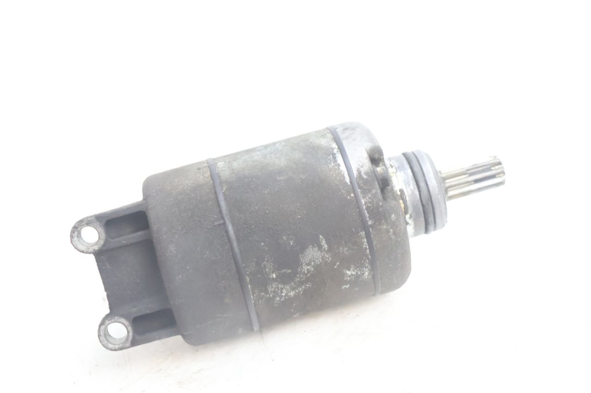 photo de MOTOR DE ARRANQUE PEUGEOT SATELIS 125 (2006 - 2009) - Primer plano técnico
