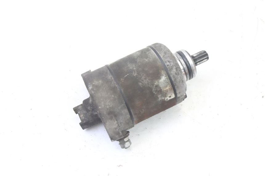 photo de ARRANQUE APRILIA SCARABEO GT TOURING 125 (1999 - 2005) - Primer plano técnico