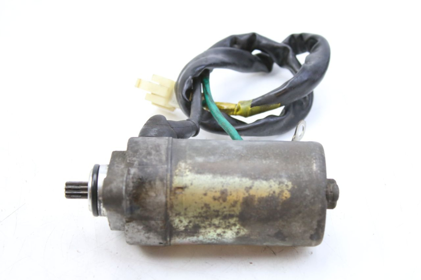 photo de MOTOR DE ARRANQUE KYMCO SENTO 100 (2008 - 2013) - Primer plano técnico