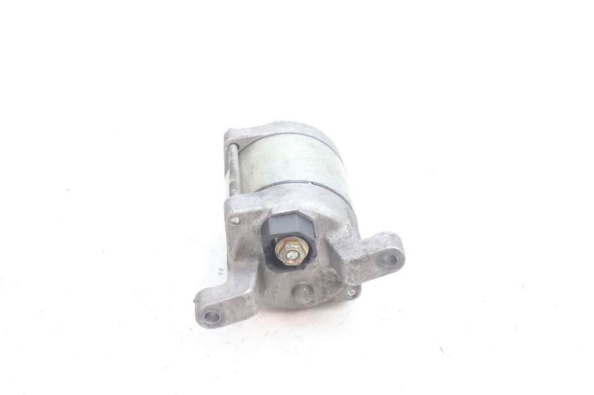 photo de ARRANQUE HONDA SH 125 (2001 - 2003) - Detalles de los puntos de fijación