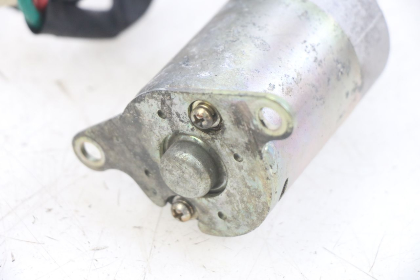 photo de MOTOR DE ARRANQUE PEUGEOT SPEEDFIGHT 4 4T 50 (2015 - 2020) - Primer plano técnico