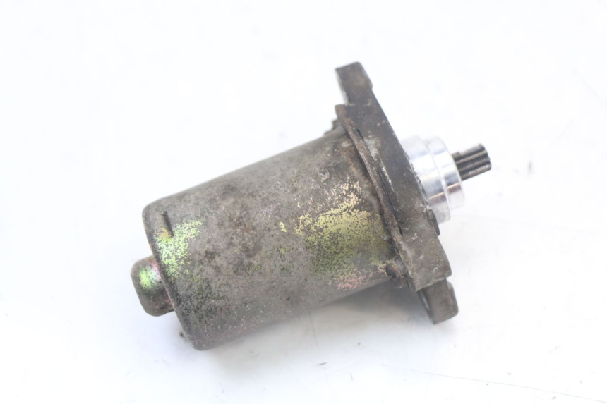 photo de ARRANQUE APRILIA SR MOTARD 50 (2012 - 2018) - Primer plano técnico