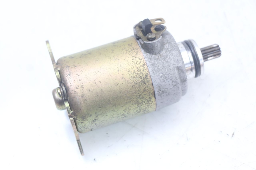 photo de MOTOR DE ARRANQUE HYTRACK ST 170 (2020 - 2024) - Otra perspectiva