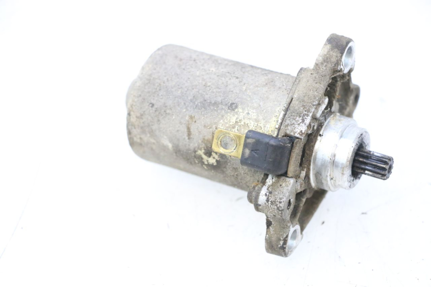 photo de MOTOR DE ARRANQUE PEUGEOT TKR TREKKER FURIOUS 50 (2005 - 2014) - Primer plano técnico