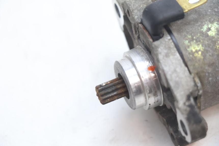 photo de MOTOR DE ARRANQUE PEUGEOT TREKKER 50 (1995 - 2004) - Detalle de la pieza