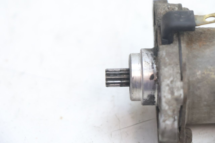 photo de MOTOR DE ARRANQUE PEUGEOT TREKKER 50 (1995 - 2004) - Detalle de la pieza