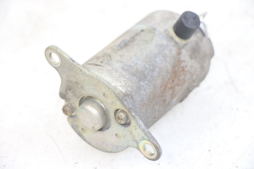 photo de MOTOR DE ARRANQUE PEUGEOT TWEET 4T 50 (2014 - 2019) - Zoom estado de uso