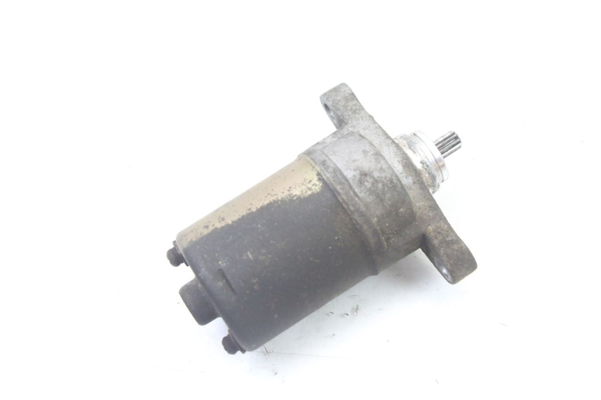 photo de MOTOR DE ARRANQUE. PEUGEOT V-CLIC VCLIC 50 (2007 - 2013) - Primer plano técnico