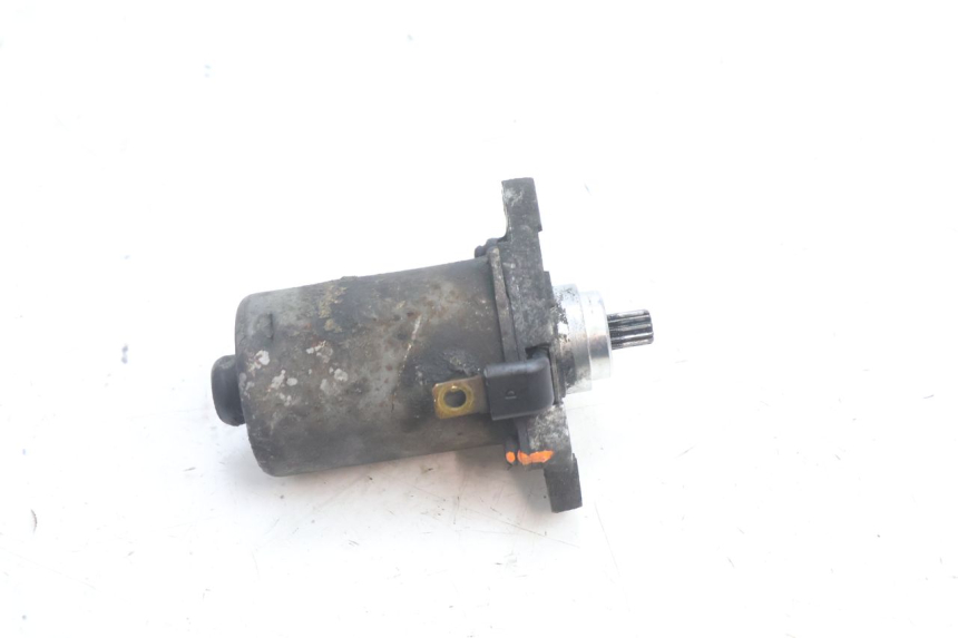 photo de MOTOR DE ARRANQUE PIAGGIO VESPA S 2T 50 (2007 - 2014) - Otra perspectiva
