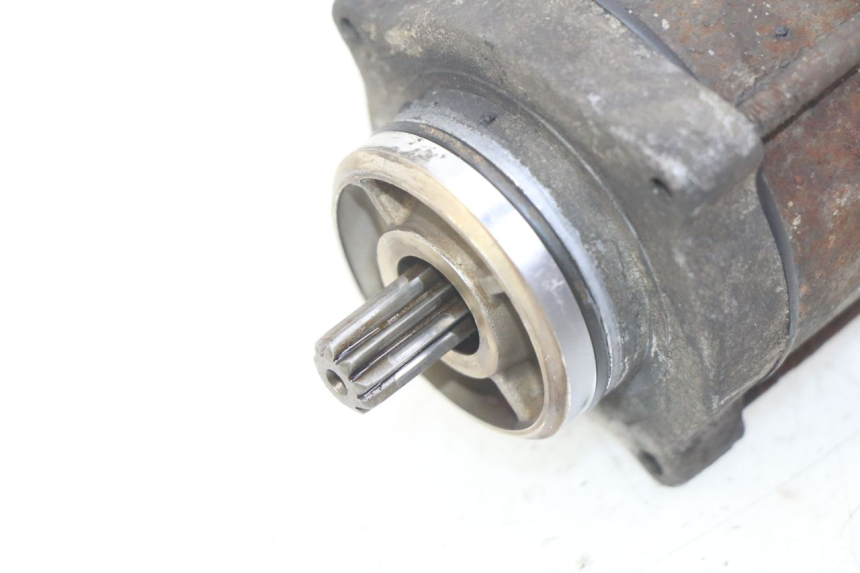 photo de MOTOR DE ARRANQUE HONDA VFR FI RC46 800 (1998 - 2001) - Primer plano técnico