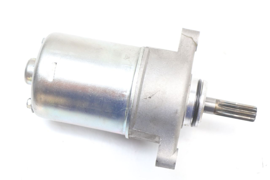 photo de MOTOR DE ARRANQUE YAMAHA XMAX X-MAX ABS 125 (2017 - 2020) - Otra perspectiva