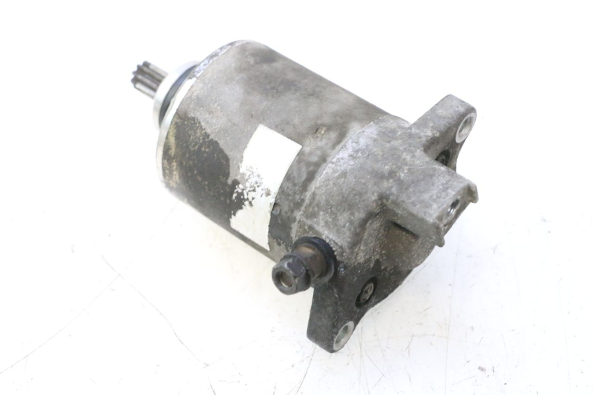 photo de MOTOR DE ARRANQUE PIAGGIO X9 EVOLUTION 125 (2003 - 2007) - Otra perspectiva
