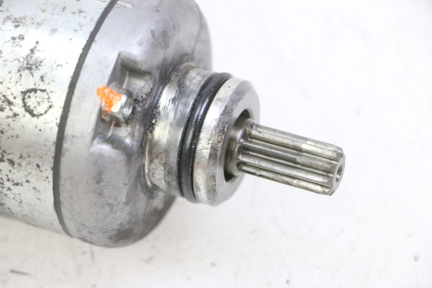 photo de ARRANQUE YAMAHA XJ6 ABS 600 (2008 - 2016) - Primer plano técnico