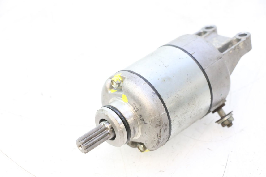 photo de ARRANQUE HONDA XLV VARADERO 125 (2007 - 2012) - Primer plano técnico