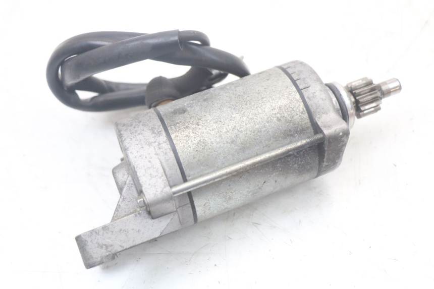 photo de MOTOR DE ARRANQUE YAMAHA XT X 660 (2004 - 2016) - Primer plano técnico