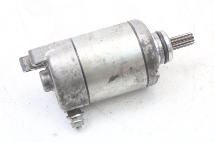 photo de ARRANQUE YAMAHA XJ6 ABS 600 (2008 - 2016) - Primer plano técnico