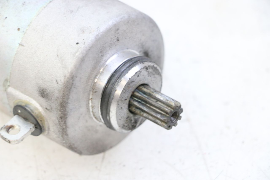 photo de MOTOR DE ARRANQUE YAMAHA YP MAJESTY 125 (2002 - 2006) - Otra perspectiva