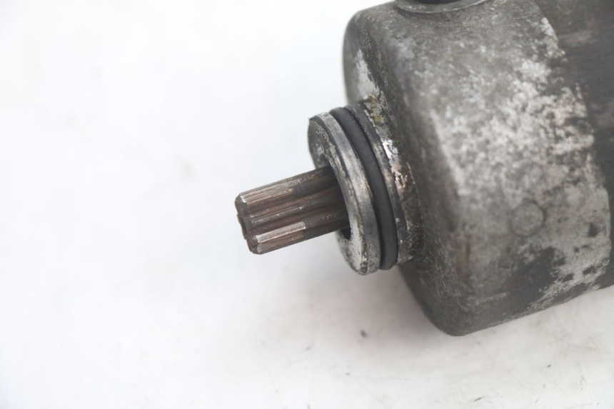 photo de MOTOR DE ARRANQUE YAMAHA YP MAJESTY 125 (1998 - 2001) - Detalle de la pieza
