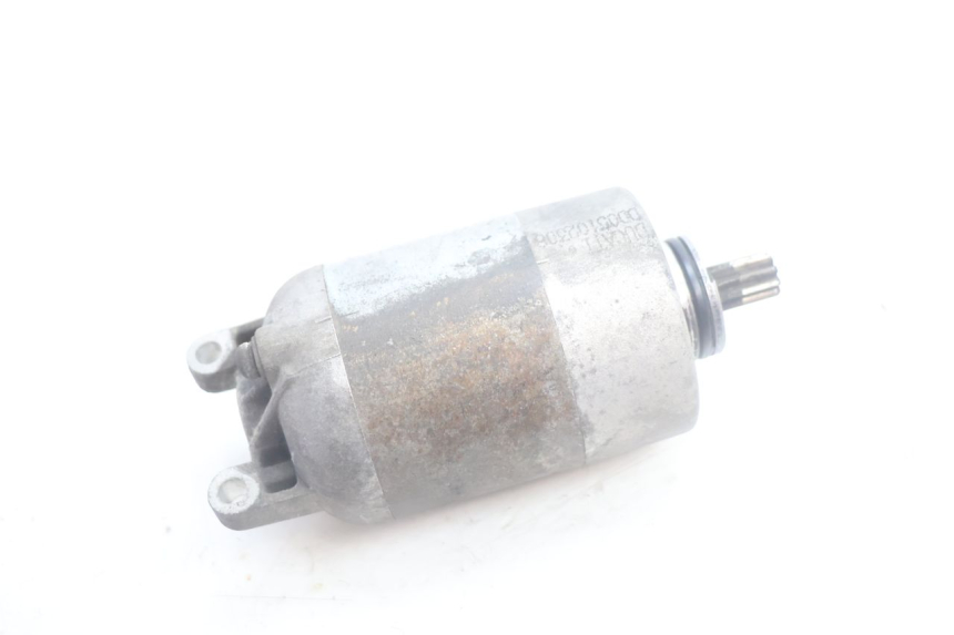 photo de MOTOR DE ARRANQUE YAMAHA YP MAJESTY 125 (2007 - 2010) - Primer plano técnico