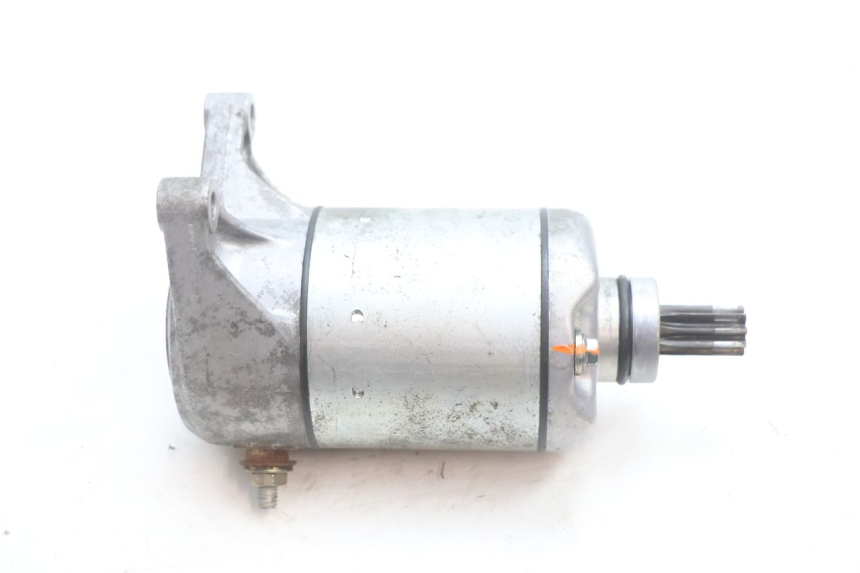 photo de ARRANQUE YAMAHA YZF R GENESIS 750 (1993 - 1998) - Primer plano técnico