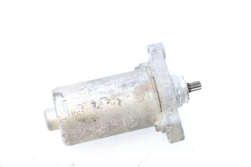 photo de MOTOR DE ARRANQUE PIAGGIO ZIP 4T 50 (2018 - 2020) - Primer plano técnico