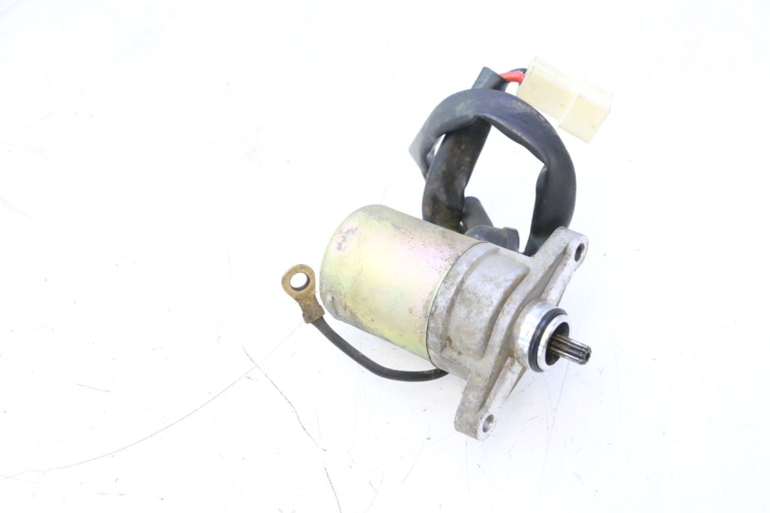 photo de MOTOR DE ARRANQUE. UNIVERSAL BIKE ZN50QT-11B 50 (2018 - 2021) - Detalle de la pieza