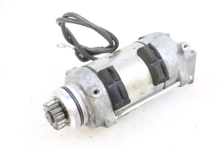 photo de ARRANQUE KAWASAKI ZR 7 750 (1999 - 2004) - Detalles de los puntos de fijación