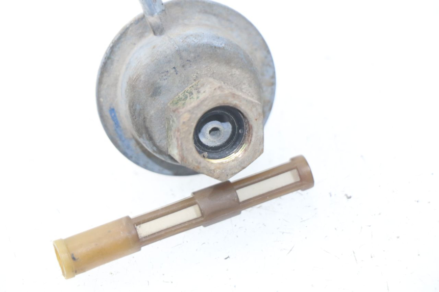 photo de VALVULA DEPOSITO PGO BIG MAX 50 (2001 - 2009) - Detalle de la pieza