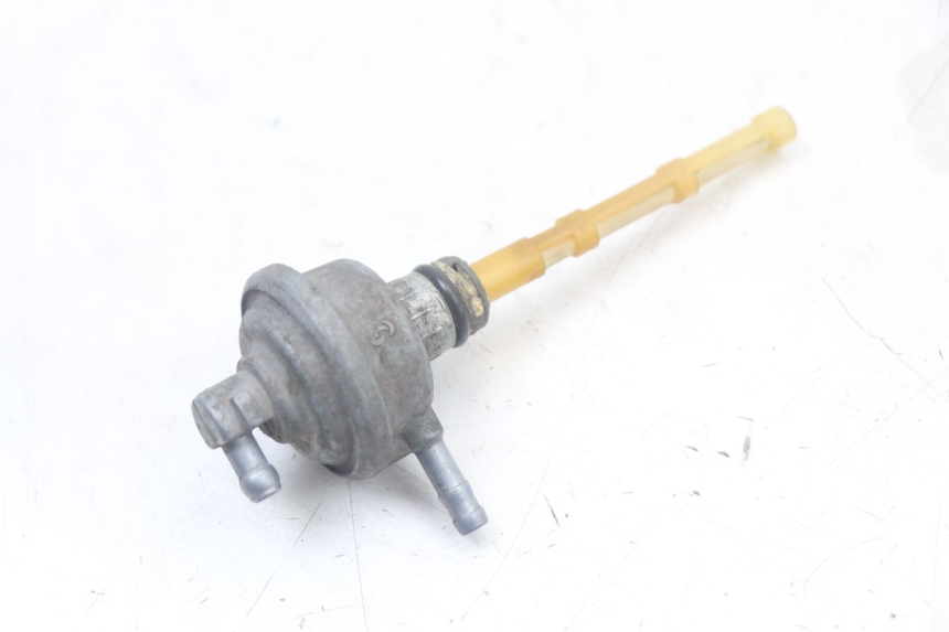 photo de DEPRESIÓN DEPÓSITO MBK BOOSTER SPIRIT 50 (2004 - 2017) - Detalle de la pieza