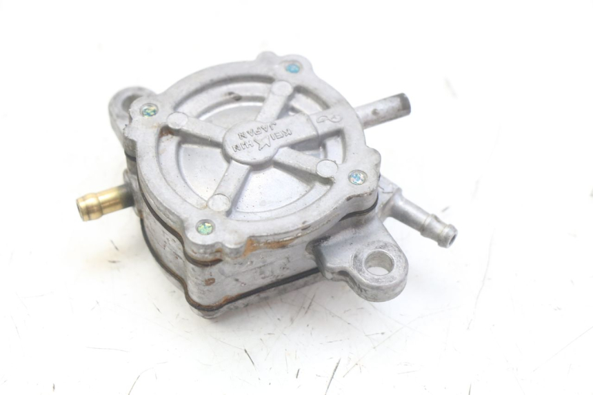 photo de DEPRESIÓN DEPÓSITO HONDA FES PANTHEON 2T 125 (1998 - 2002) - Detalle de la pieza