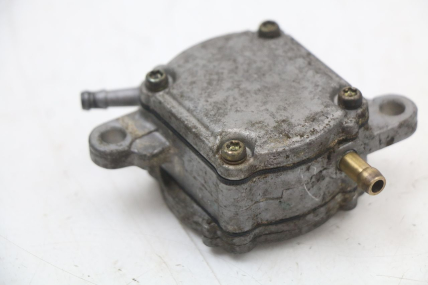 photo de DEPRESIÓN DEPÓSITO HONDA FES PANTHEON 2T 125 (1998 - 2002) - Otra perspectiva