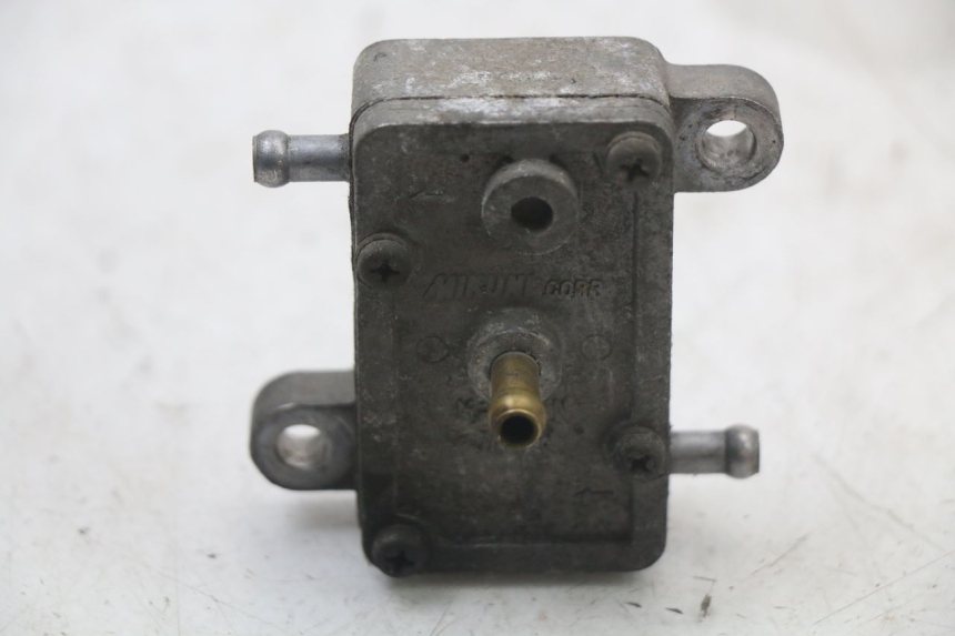 photo de VALVULA DEPOSITO GILERA RUNNER LC 50 (1997 - 1998) - Zoom estado de uso