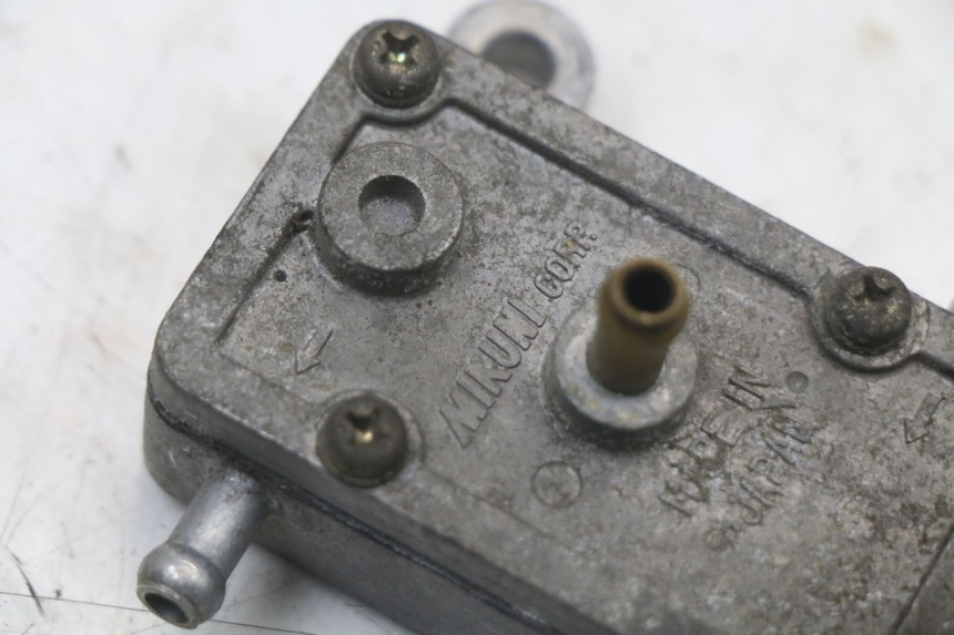 photo de VALVULA DEPOSITO GILERA RUNNER LC 50 (1997 - 1998) - Otra perspectiva