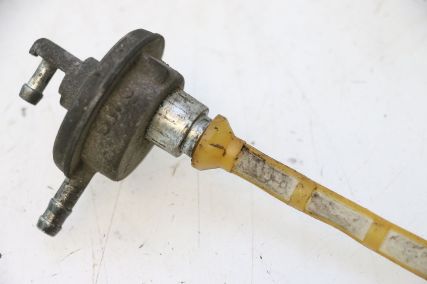 photo de VALVULA DEPOSITO PEUGEOT SPEEDFIGHT 2 AC 50 (2000 - 2009) - Detalle de la pieza