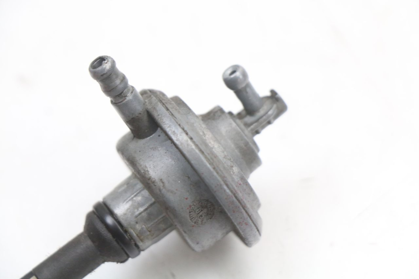 photo de VALVULA DEPOSITO APRILIA SR CARB LC 2T 50 (2004 - 2012) - Zoom estado de uso