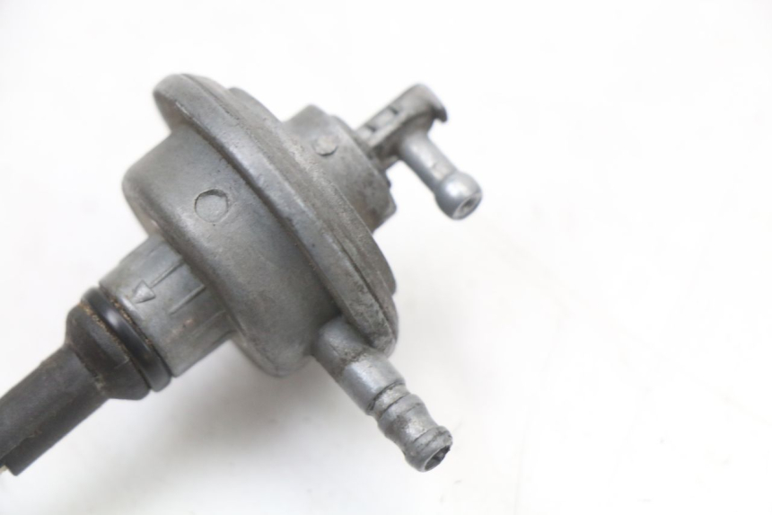 photo de VALVULA DEPOSITO APRILIA SR CARB LC 2T 50 (2004 - 2012) - Otra perspectiva